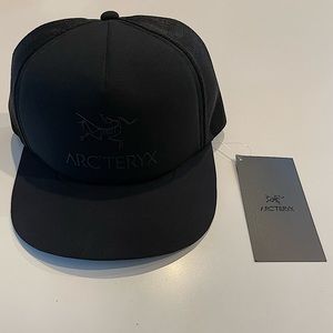 Arc’teryx Logo Trucker Hat - Brand New with tags